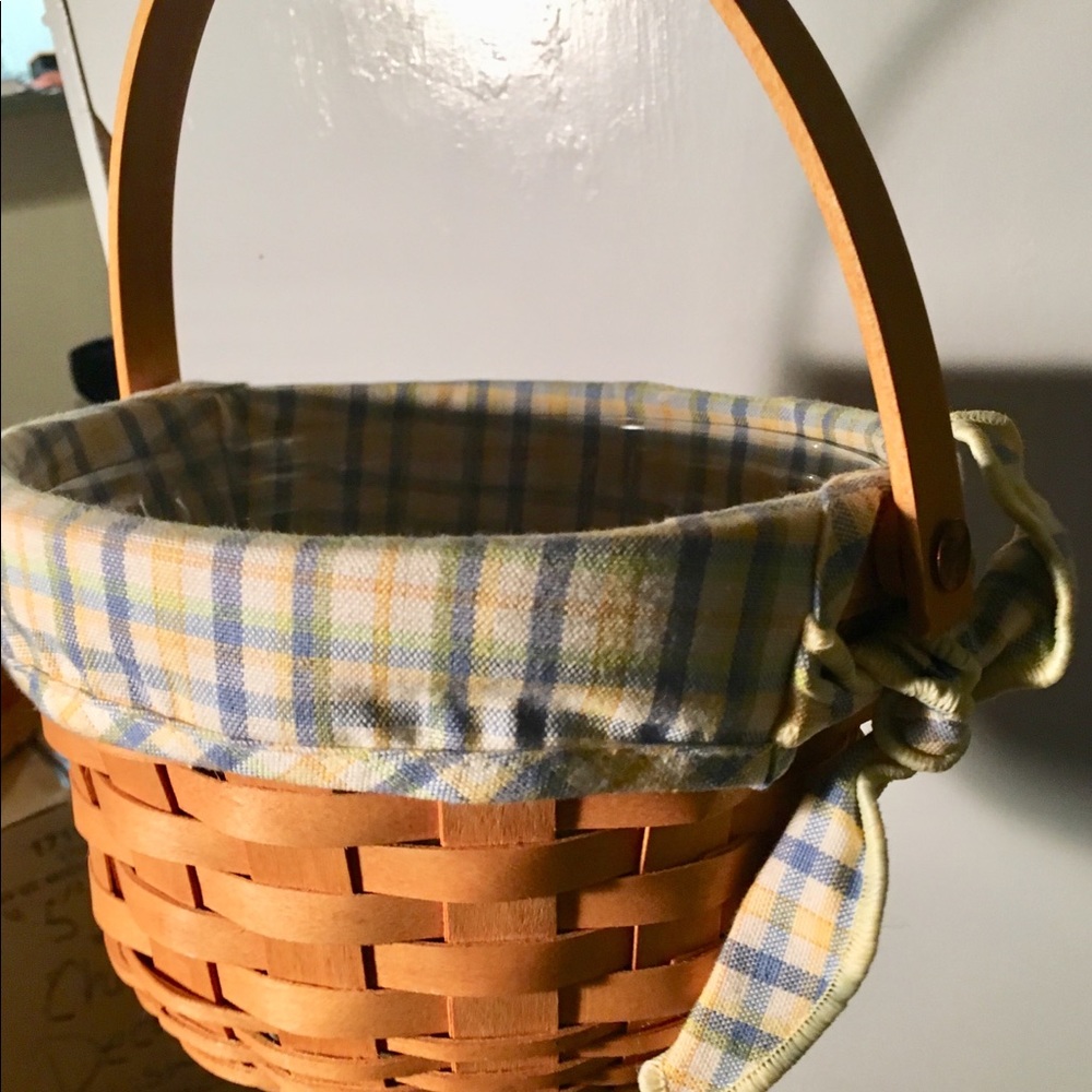 Custom Signed by 4+ Longaberger 2002 Basket EUC